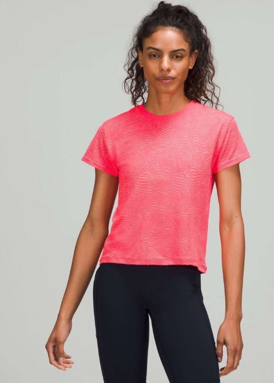 Lululemon Train to Be Seamless Short Sleeve T-Shirt Ripple Wave Flare / Peach Sa